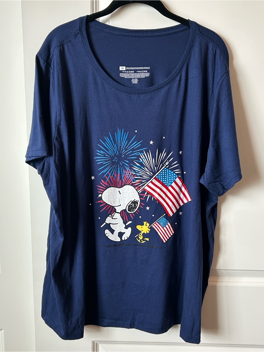 NWOT Peanuts Snoopy & Woodstock Navy Women’s T-Shirt - Patriotic Fireworks